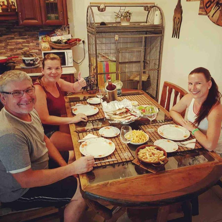 Sunshine Court Bed & Breakfast เซนต์พอลส์เบย์ ภายนอก รูปภาพ